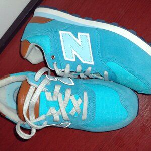 New Balance Sneakers